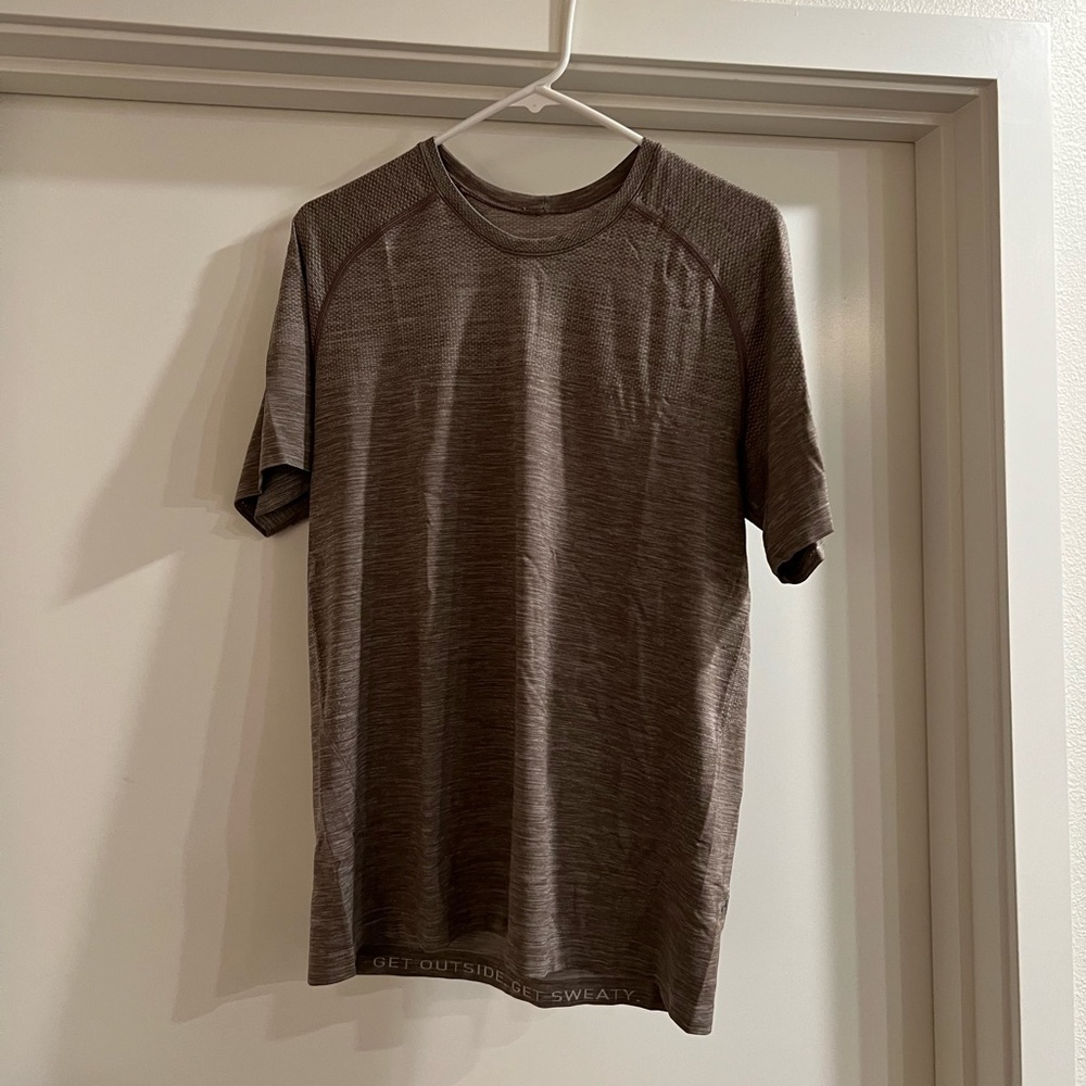 Lululemon Metal Vent Tech older version